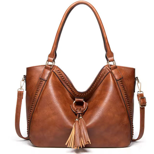 Nellie’s Elegant Sophistication | Leather Shoulder Bag